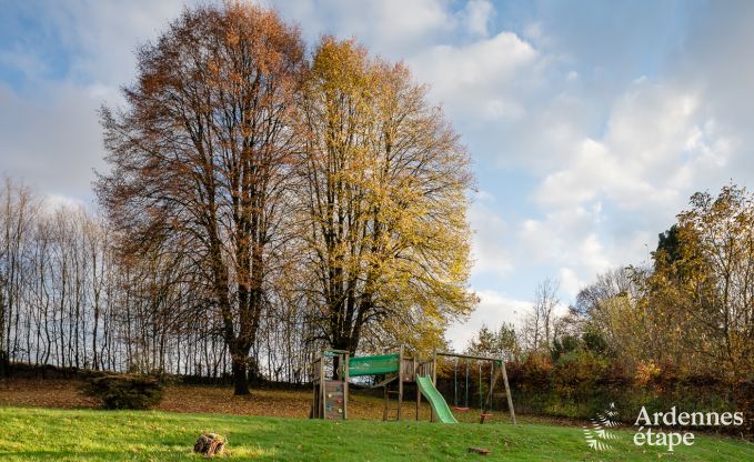 Maison de vacances  Bouillon pour 30 personnes en Ardenne
