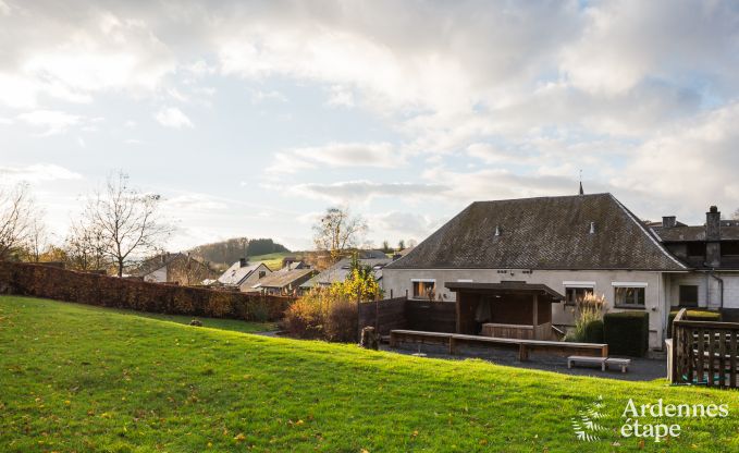Maison de vacances  Bouillon pour 18 personnes en Ardenne