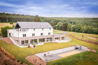 Villa de luxe pour 22 personnes  Daverdisse en Ardenne