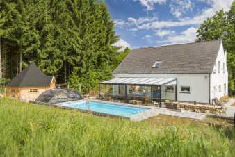 Luxueuse villa avec piscine extrieure pour 14 personnes  Houffalize en Ardenne