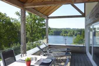 Appartement de luxe pour 4  6 personnes avec vue sur le lac de Robertville