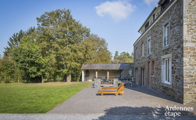 Maison de vacances  Rochefort pour 24 personnes en Ardenne