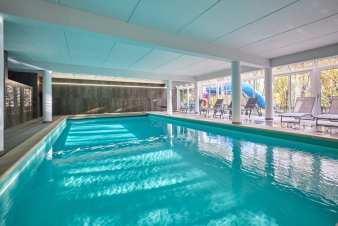 Villa 15 personnes avec piscine intrieure  louer  Spa