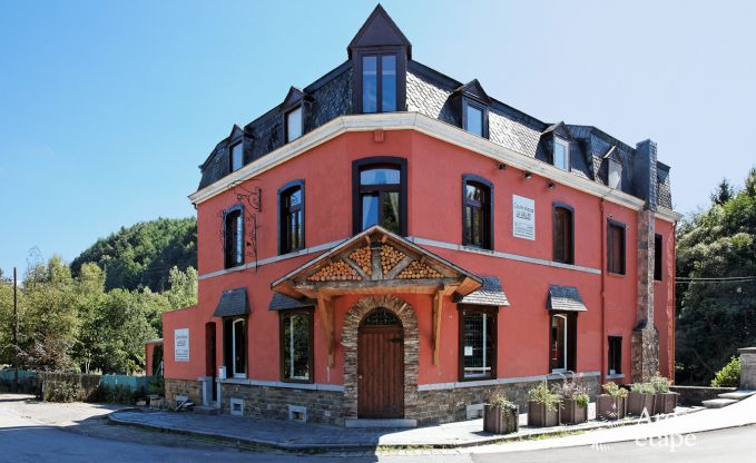 Villa de Luxe  Stoumont pour 30 personnes en Ardenne