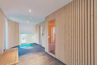 Villa de luxe  Waimes pour 9 personnes, avec piscine intrieure
