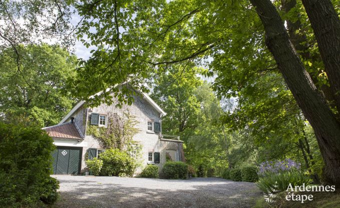 Villa de Luxe  Aubel pour 11 personnes en Ardenne