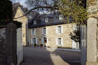 Chteau  Libramont-Chevigny pour 22 personnes en Ardenne