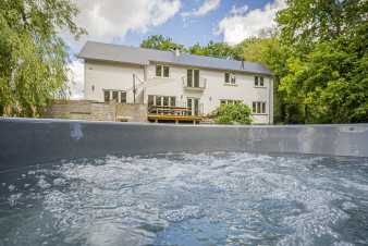 Villa de luxe pour 14 personnes  Ohey en Ardenne