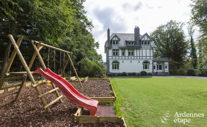 Villa de Luxe  Spa pour 22 personnes en Ardenne