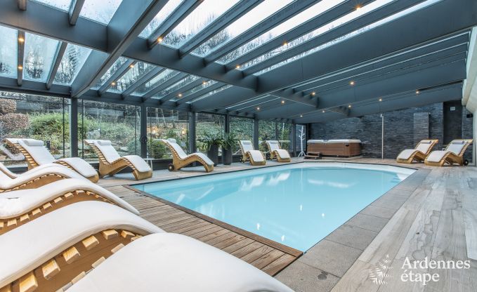Villa de Luxe  Spa pour 20 personnes en Ardenne