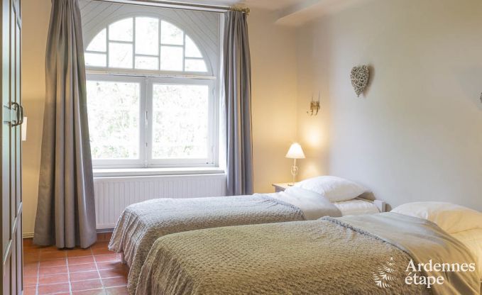 Villa de Luxe  Tenneville pour 21 personnes en Ardenne