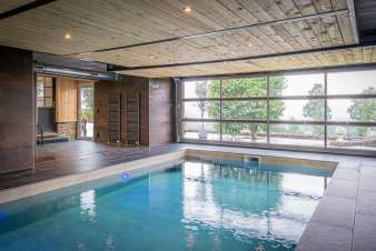 Villa de luxe 12personnes avec piscine (chien admis!)  Theux
