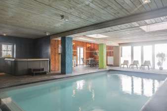 Maison de vacances avec piscine et centre wellness pour 24 pers.  Waimes